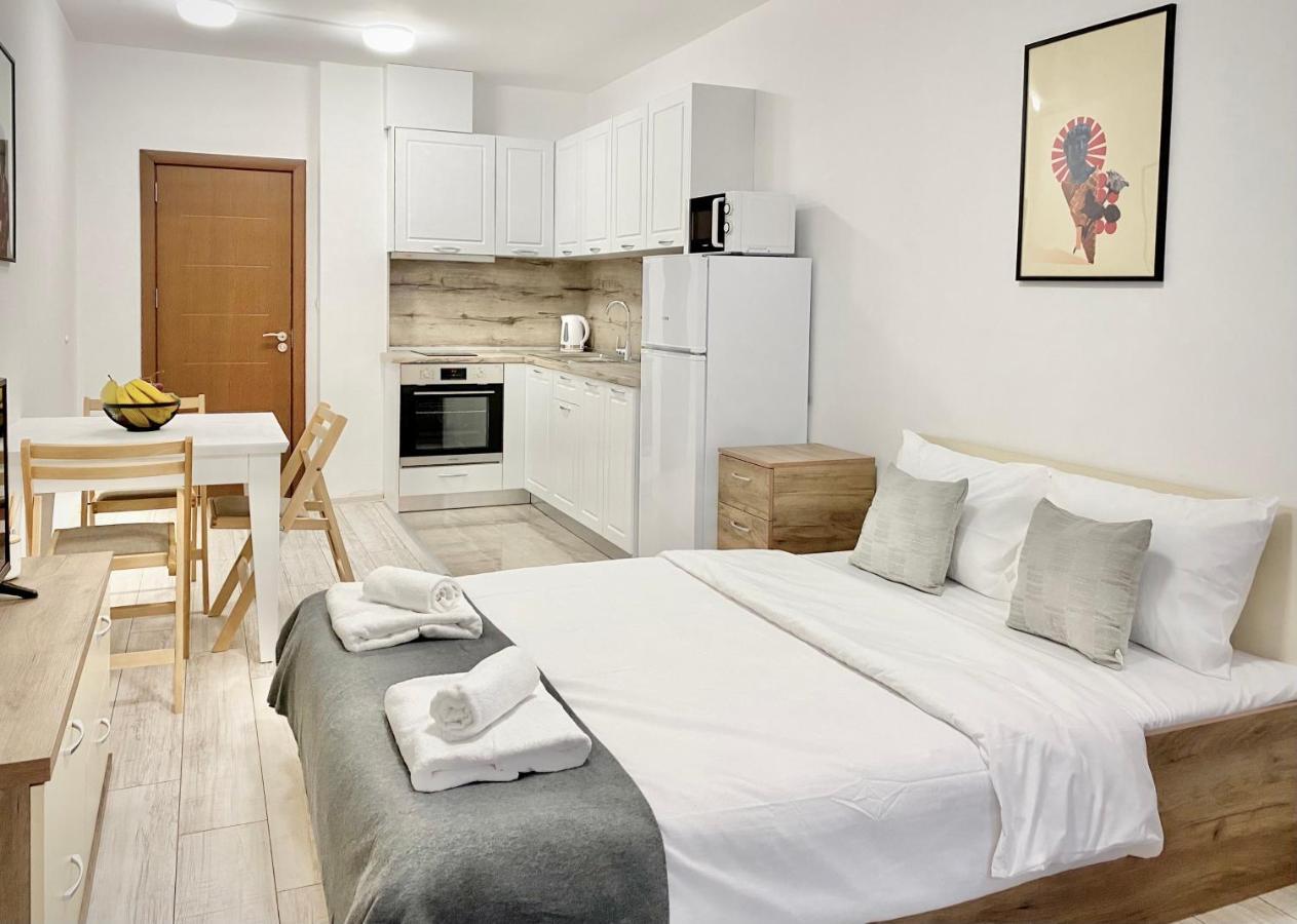 Cozy Studio Next To State Opera With Work Space Stara Zagora Exterior foto